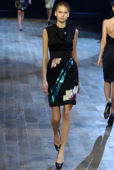 Look 50